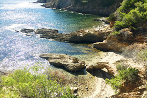 propriété pieds dans l'eau au Cap Bénat