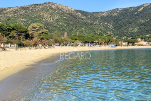 villa au lavandou avec vue mer et piscine