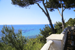 Proprit pieds dans l'eau vue mer  Mar Vivo la Seyne sur mer