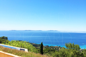 Proprit vue mer au Rayol Canadel