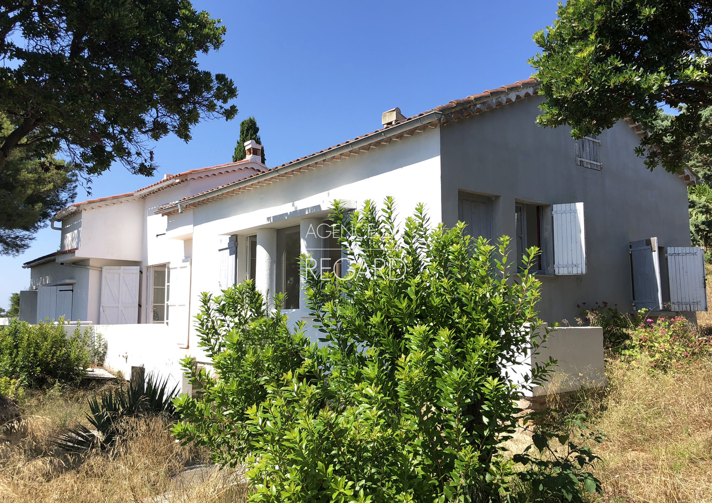 maison a vendre sur l ile du levant , achete maison avec vue mer