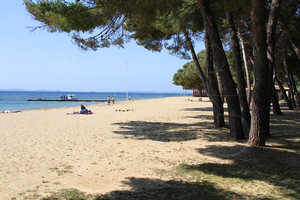 Proprit de bord de mer  la Londe les Maures avec piscine