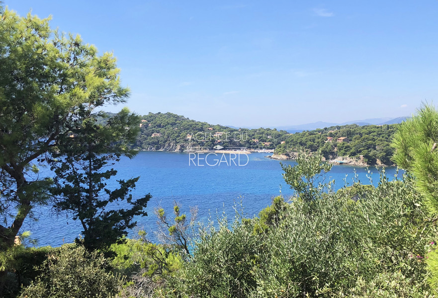 Giens - Proprit en second rang sur la mer... CETTE PROPRIETE A ETE VENDUE