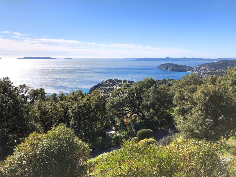 Villa vue mer au Rayol Canadel ... CETTE PROPRIETE A ETE VENDUE PAR L'AGENCE DU REGARD