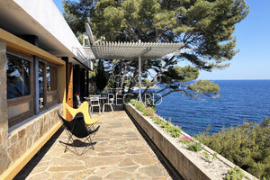 proprit pieds dans l'eau au Lavandou