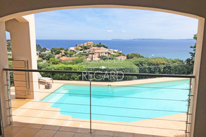 proprit a vendre au Lavandou , plage  pieds , piscine , 4 chambres , vue mer panoramique