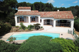 propriété a vendre au Lavandou , villa vue mer , 4 chambres , plage à pieds