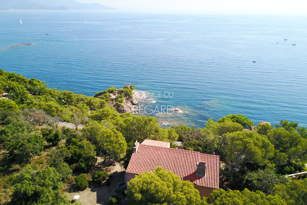 Proprit vue mer au Cap Bnat, en second rang sur la mer