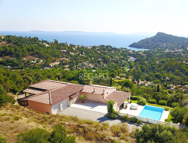 Proprit vue mer au Lavandou...CETTE PROPRIETE A ETE VENDUE