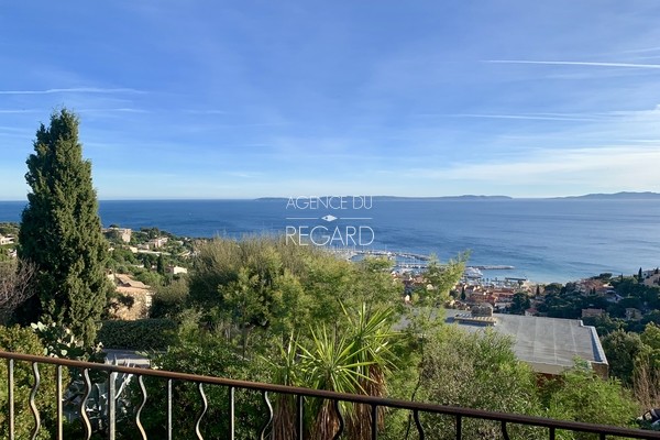 Villa vue mer au Lavandou