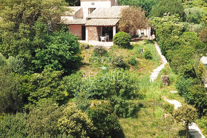 Villa pieds dans l'eau au Rayol Canadel