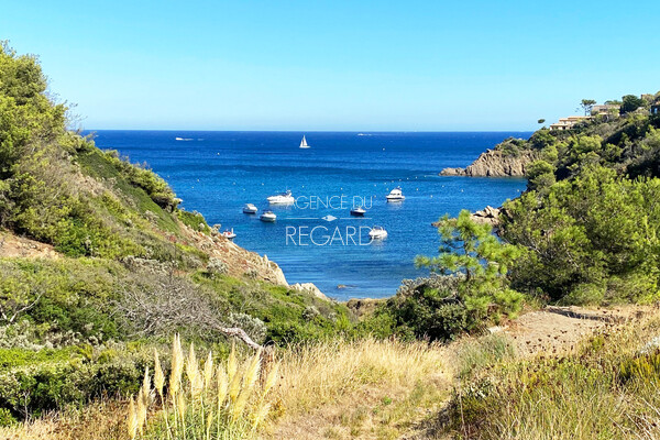 Proprit vue mer au Cap Bnat