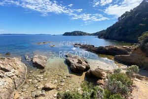 Proprit vue mer au Cap Bnat