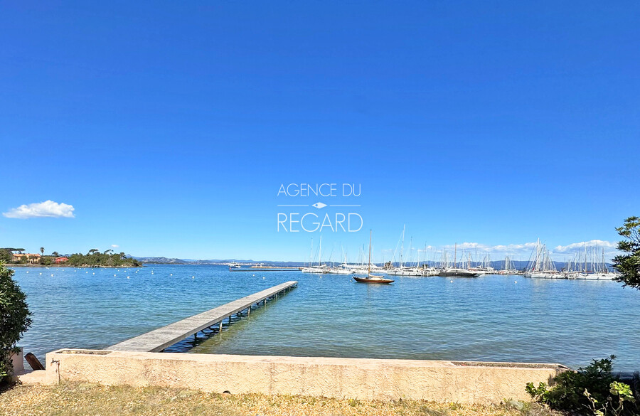 A Porquerolles, pieds dans l�eau...