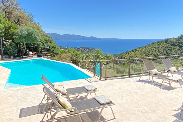 Proprit vue mer panoramique au Gaou Bnat