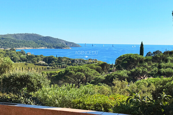 Propri�t� vue mer � La-Croix-valmer