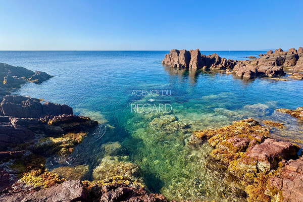 Proprit pieds dans l'eau  Saint-Raphael