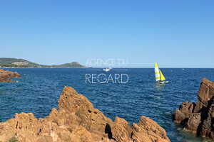 propri�t� pieds dans l'eau � Saint-Raphael