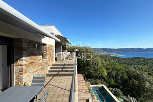 propri�t� vue mer au Gaou B�nat