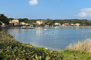 appartement pieds dans l'eau � Porquerolles