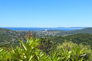 Propri�t� vue mer panoramique � Bormes-les-Mimosas
