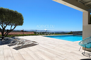 Propri�t� vue mer panoramique � Bormes-les-Mimosas