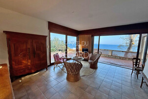 Propri�t� pieds dans l'eau au Cap B�nat