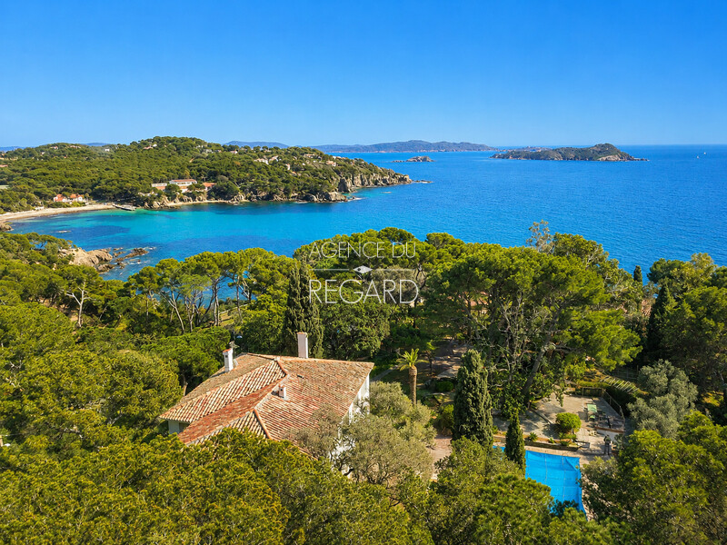 Port du Niel, en 2�me rang sur la mer�