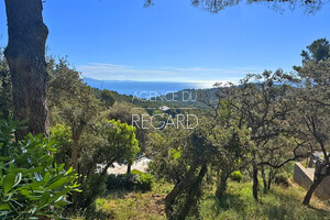terrain vue mer au Gaou B�nat