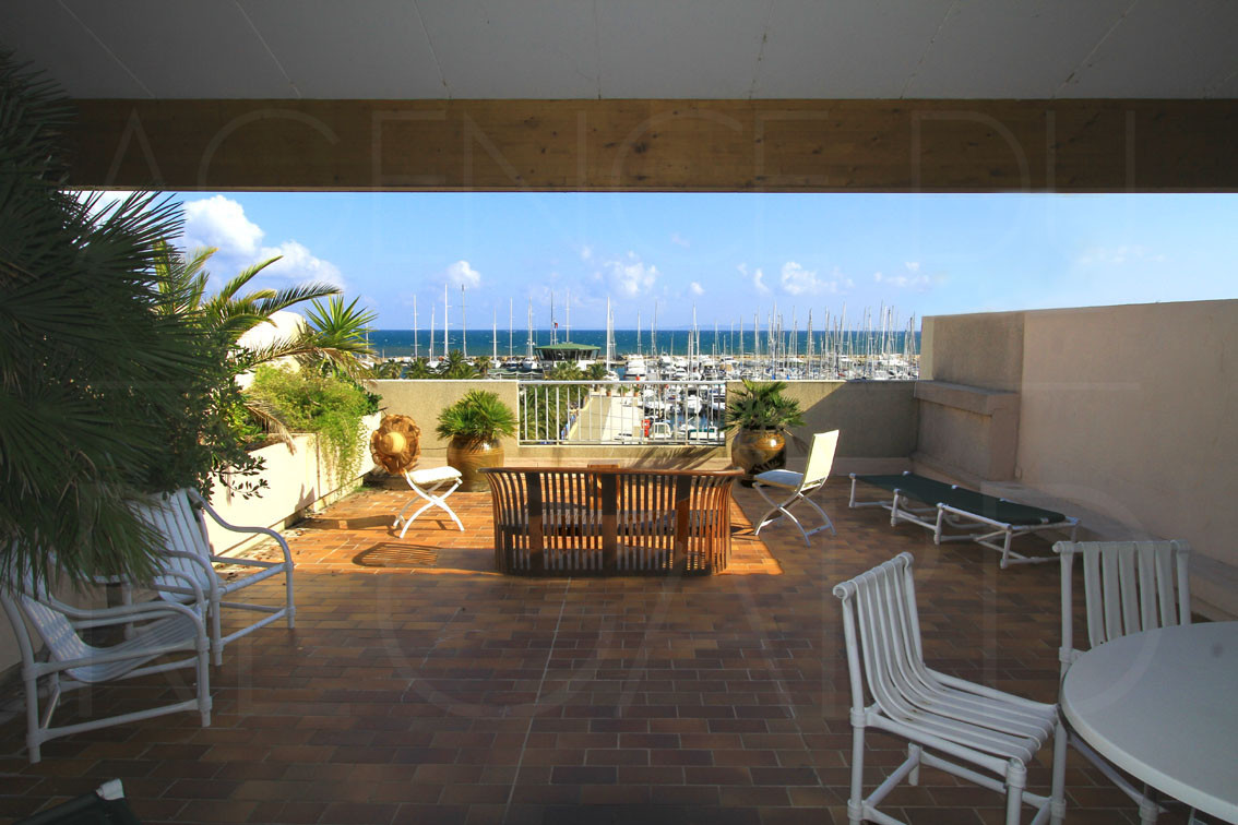 achat/à vendre/appartement T3, port de Hyères, vue sur mer ...