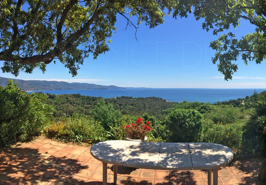 Proprit vue mer au Gaou Bnat - CETTE PROPRIETE A ETE VENDUE PAR L' AGENCE DU REGARD