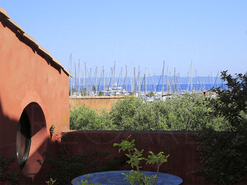 Porquerolles , vue sur la mer... - CET APPARTEMENT A ETE VENDU PAR L'AGENCE DU REGARD.. - VENDU