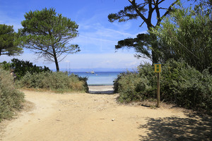 Appartement vue mer sur lle de Porquerolles