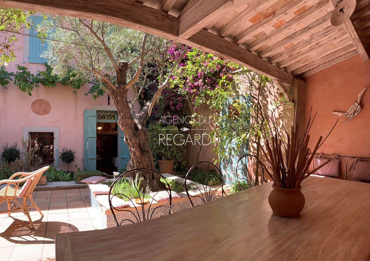 MAISON DE VILLAGE A VENDRE / PORQUEROLLES / VAR / COTE DAZUR / 4