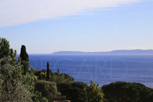 Villa vue mer au Lavandou vendue par l'agence du Regard